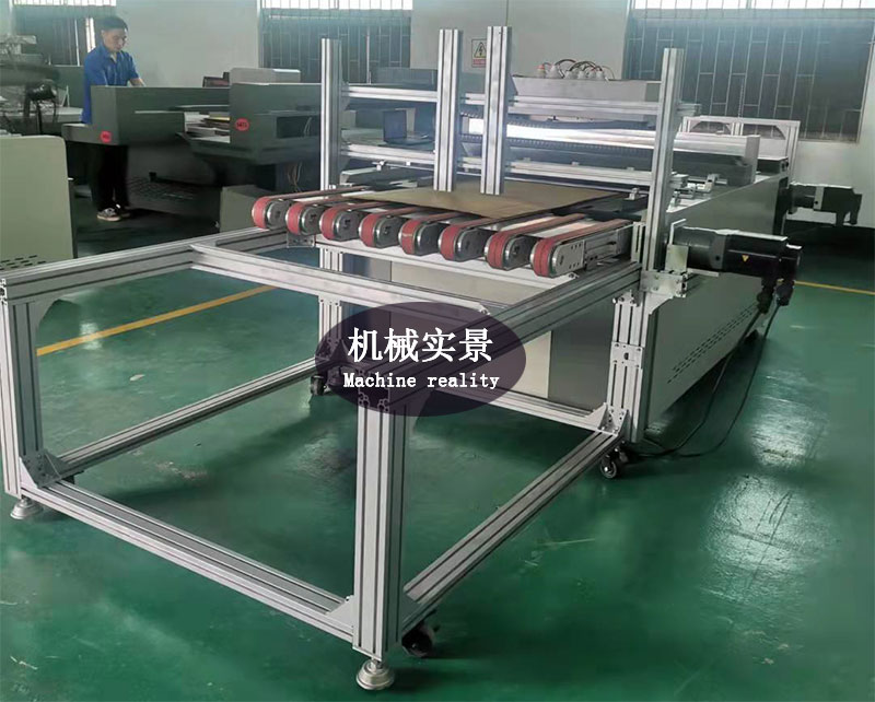 紙箱無版印刷機(jī)設(shè)備實拍，紙箱數(shù)碼印刷機(jī)廠家實拍機(jī)械。